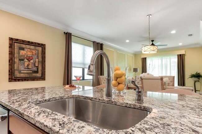 Photo - 220 SE Via Visconti