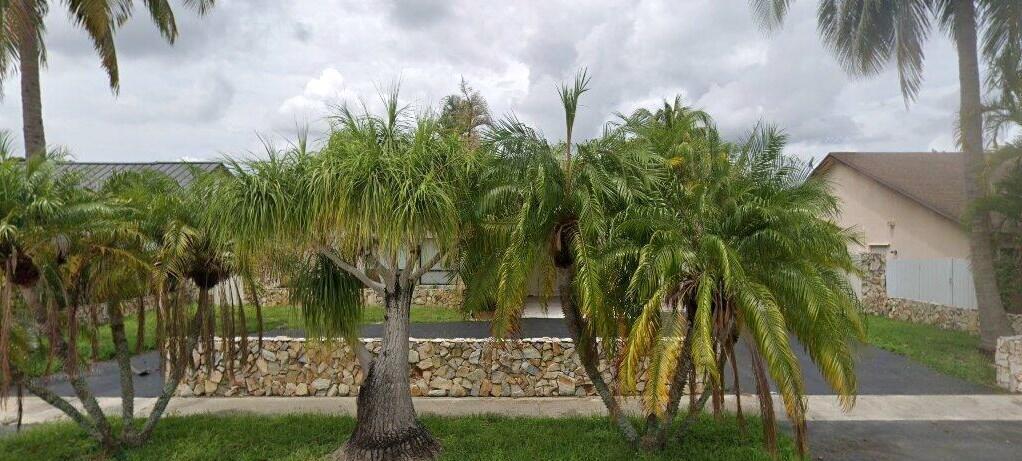 Photo - 2410 NW 102nd Way