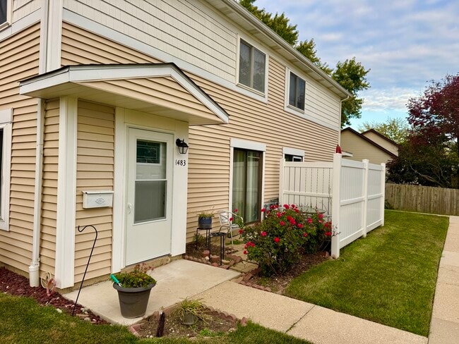Photo - 1483 Cornell Ct