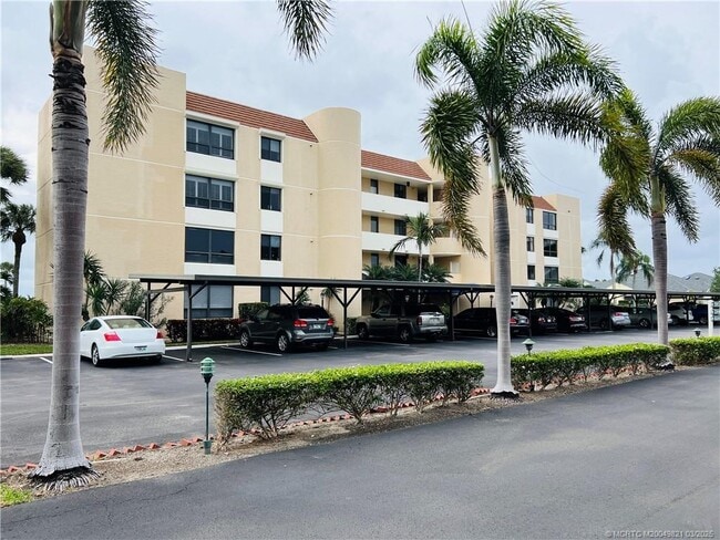Building Photo - 3392 NE Causeway Blvd Unit 103 Rental