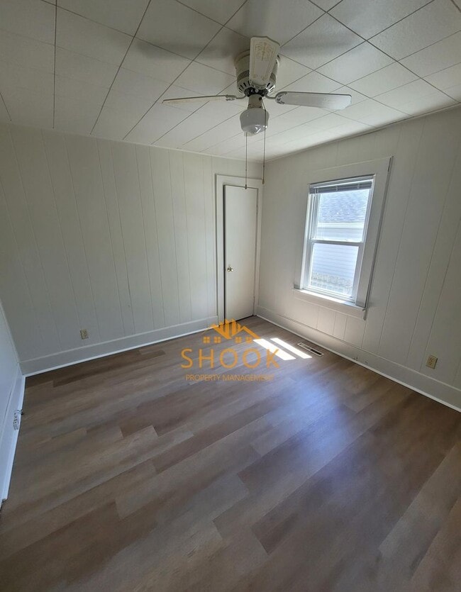 Photo - COZY AND UPDATED HOUSE IN GREAT NEIGHBORHOOD