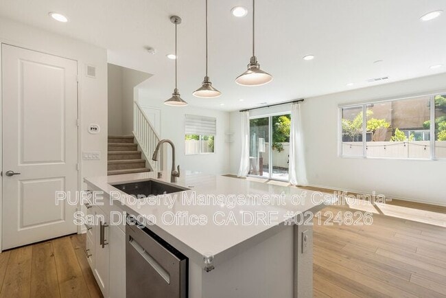 Building Photo - 1181 Via Lucero Rental