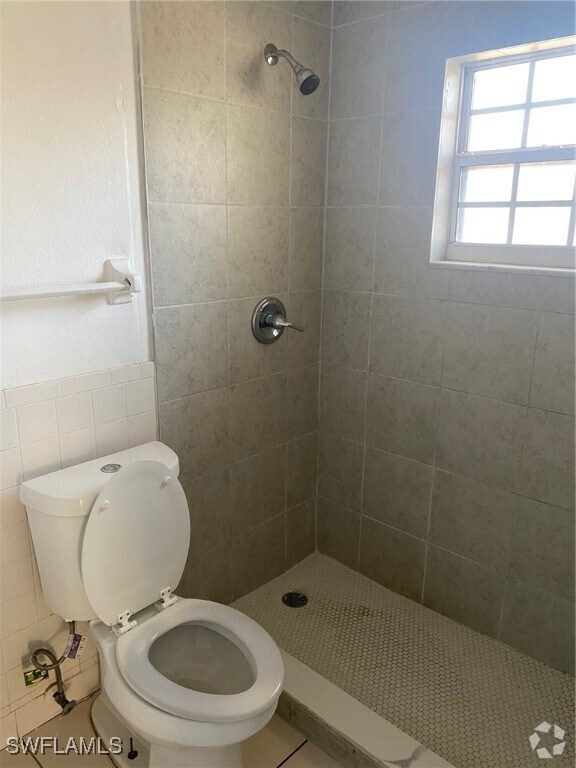 Building Photo - 5502 Tenth Ave Rental