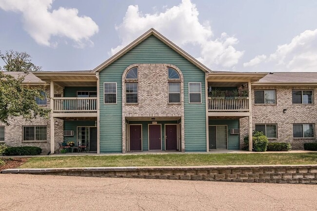 Beautiful 2 bed Condo In NE Rochester! - Beautiful 2 bed Condo In NE Rochester!