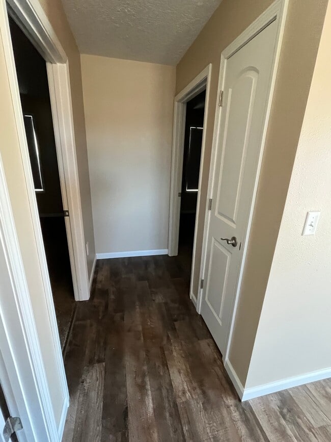 110 W Cedar Ln