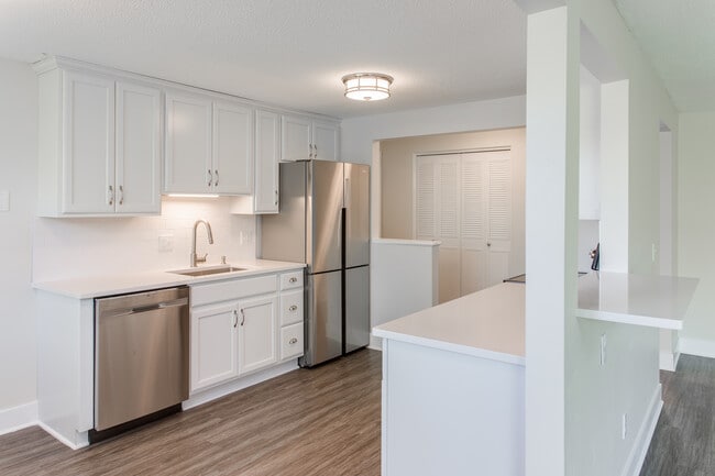 Photo - Pittsford Manor