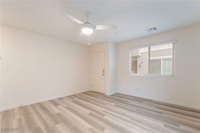 Photo - 6858 Truffle Gray St