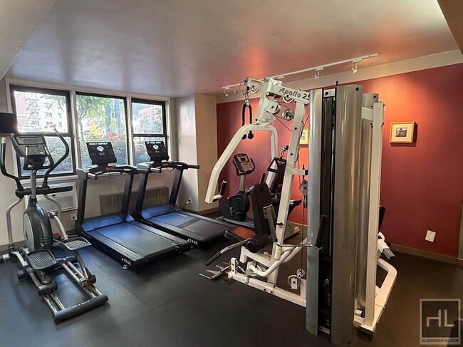 Photo - EAST 36 STREET Unit 1H