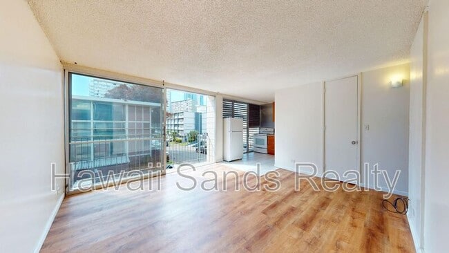 Photo - 933 Kaheka St