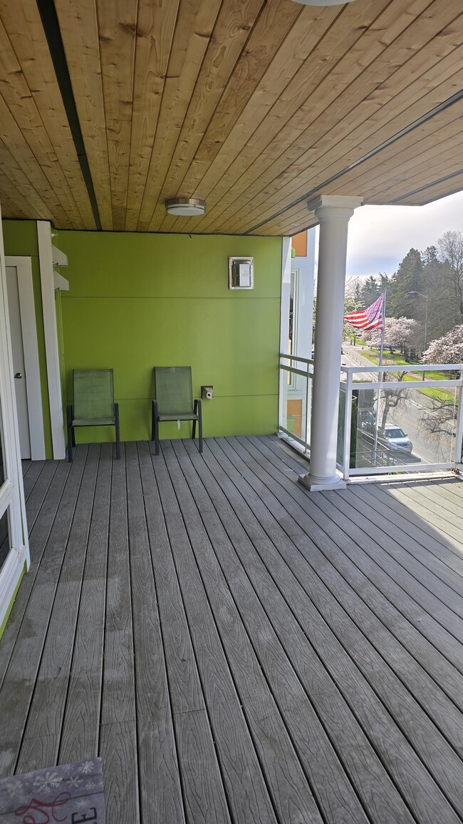 Photo - 7440 E Green Lake Dr N