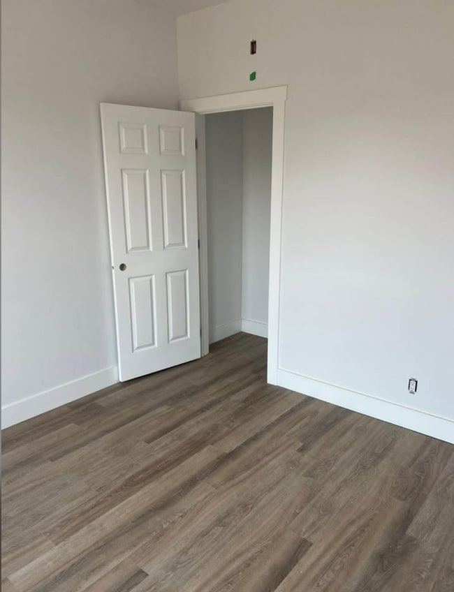 Photo - 203 Wentworth St Unit 2