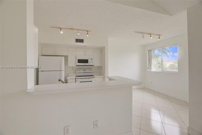 Building Photo - 2600 S University Dr Unit 328 Rental