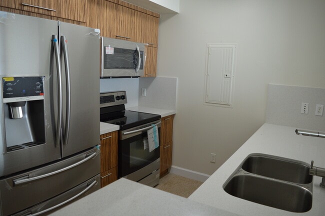 Photo - 3530 Biscayne Blvd Unidad 4122