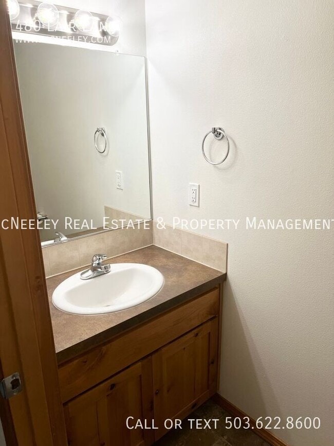 Photo - 480 Lair Ln
