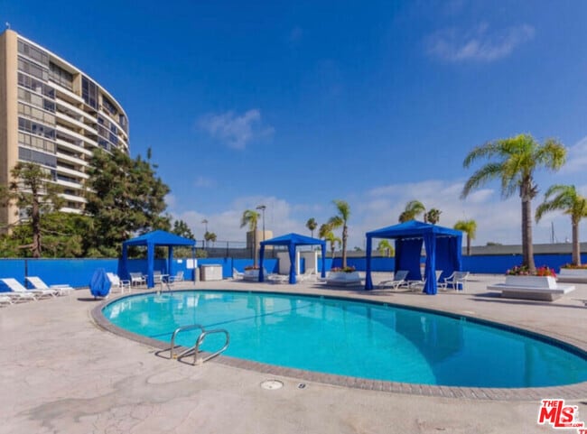 Building Photo - 4337 Marina City Dr Unit 135 Rental