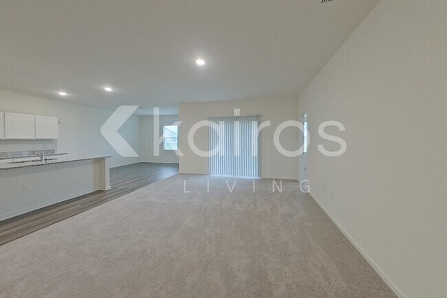 Photo - 631 Castillo Dr