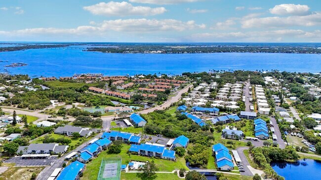 Photo - 1637 NE Nautical Pl Unit 804