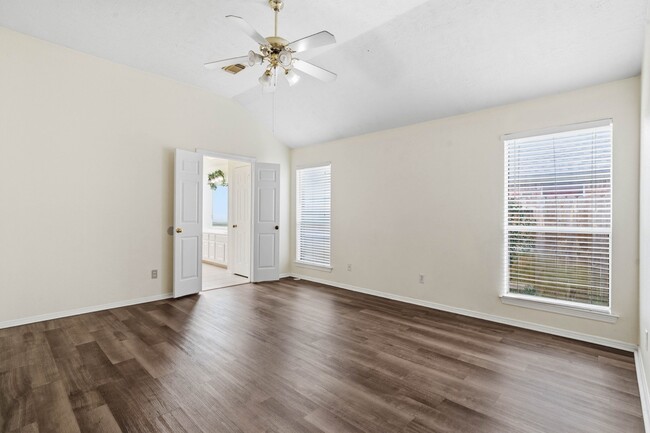 Building Photo - 21107 Stoney Haven Dr