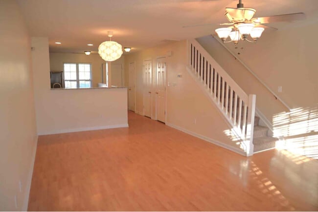 Photo - 1119 Oak Blossom Way