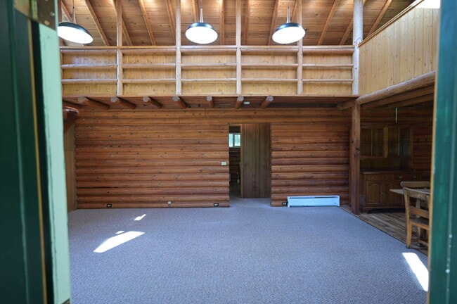 Photo - 1+ bed 1 bath log home in Sequim