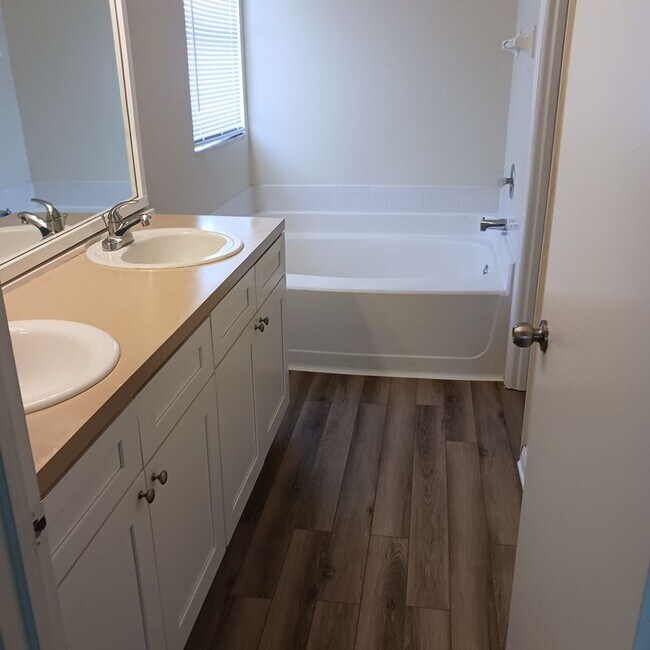 Photo - 289 White Marsh Cir