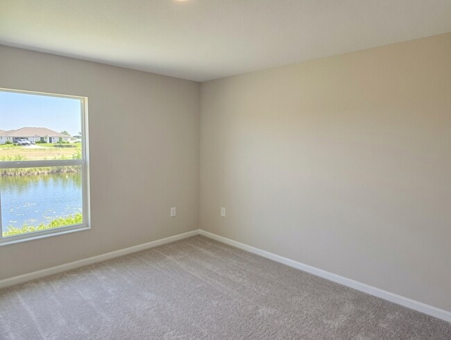 318 NW 20th St