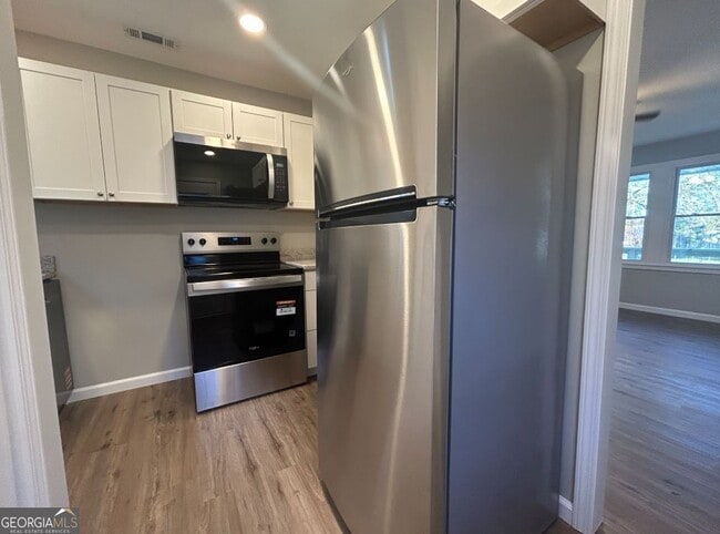 Photo - 116 Holly St SE