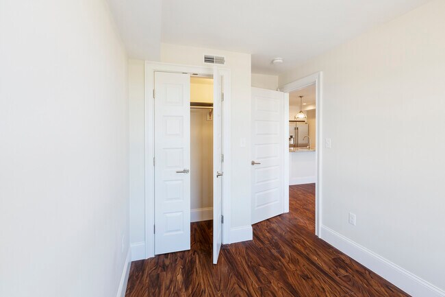 Photo - 1902 Washington St Unidad 7