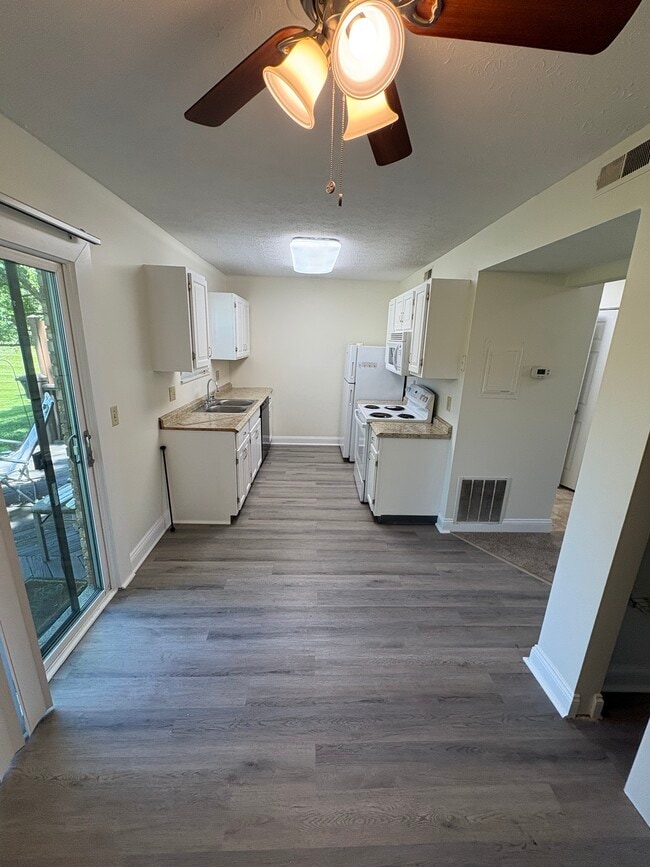 Photo - 7977 Tall Timbers Dr