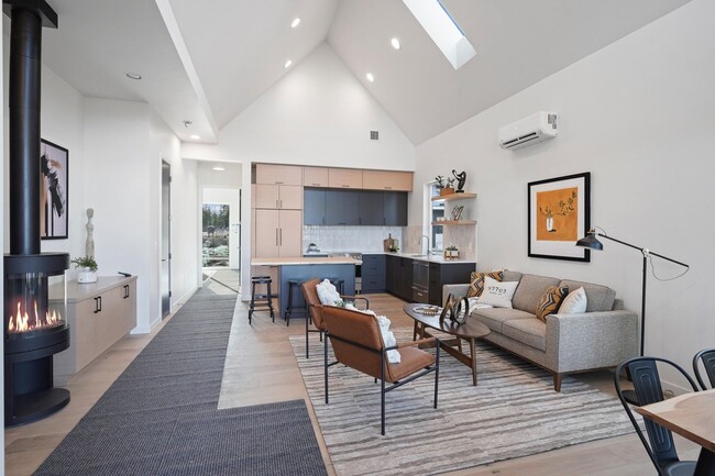 Photo - Brand new construction Discover West