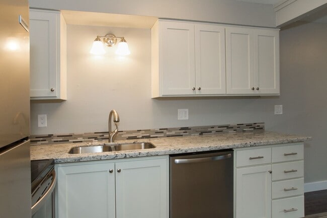 Photo - 2600 NE Lombard St Unidad 2602