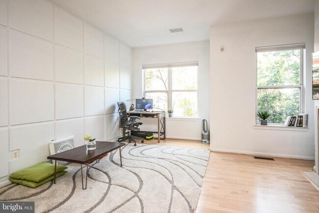 Photo - 2133 13th St NW