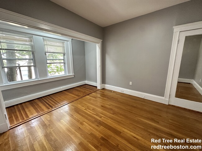 Photo - 142 Sutherland Rd Apartments Unit 2