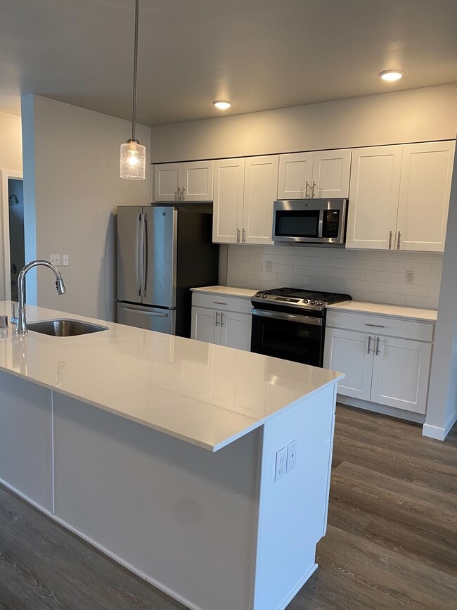 Large kitchen with island! Gas stove, staineless steel appliances, fully equiped! - Chambers Reserve Townhomes Unit tbd