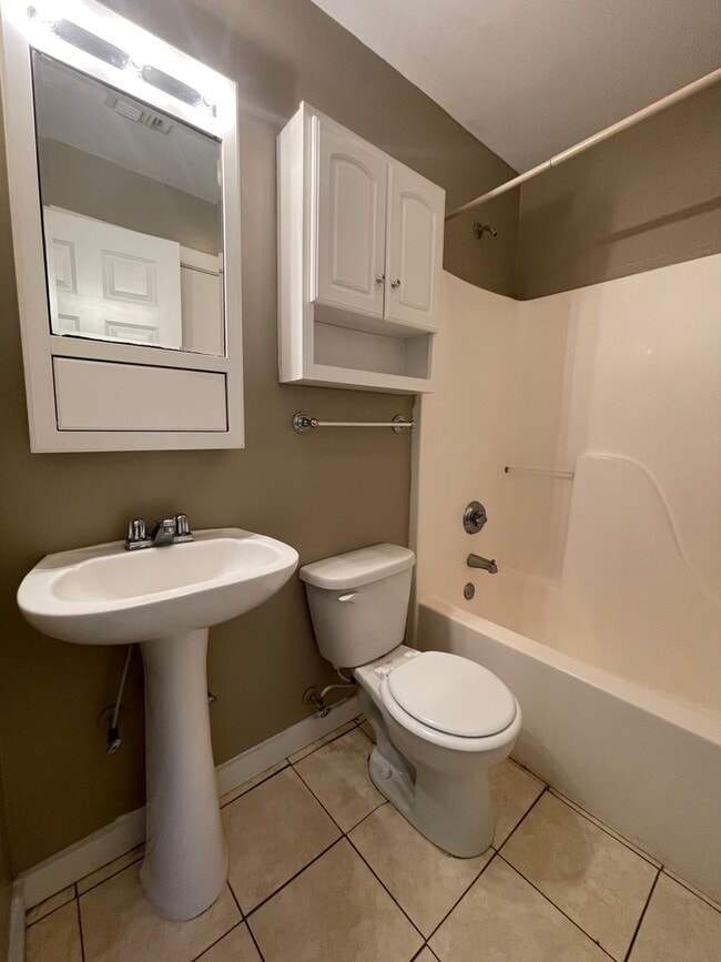 Photo - Three bedroom,  Two Bath ,Near UL , with Lawncare