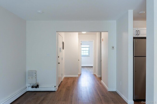 Photo - 8 Ivy Ct Unit B