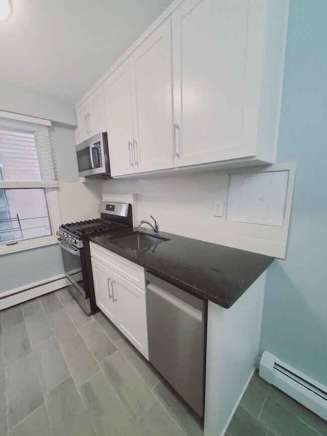 Photo - 30 Glenbrook Rd Unit 3