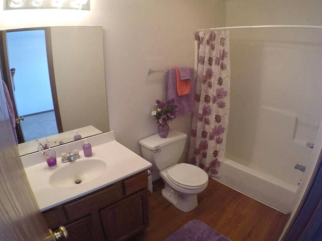 I Bedroom - 3974 Amelia Ave