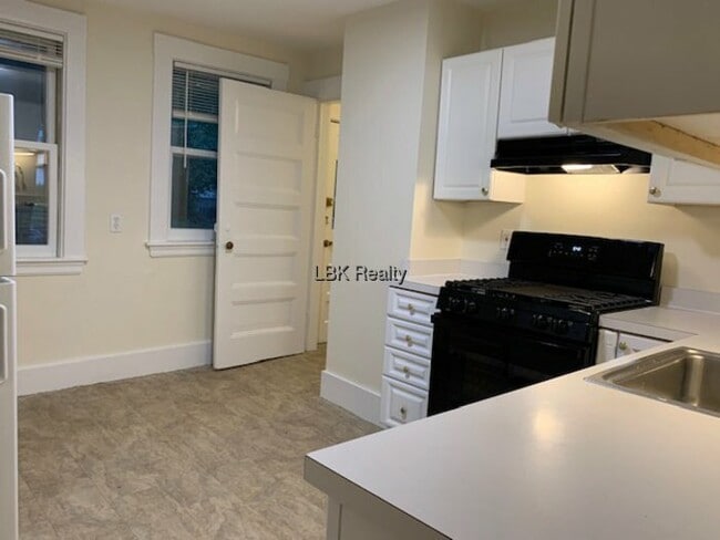 Photo - 68 Green St