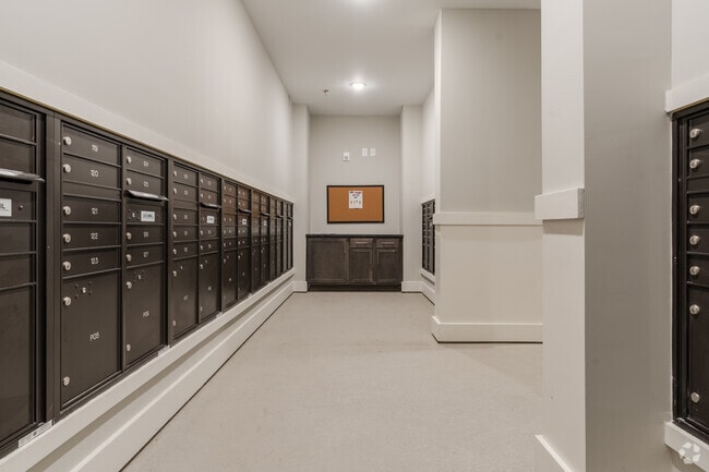 Mail Center