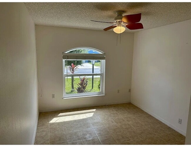 Photo - 3BR/2BA single-family home in gated community