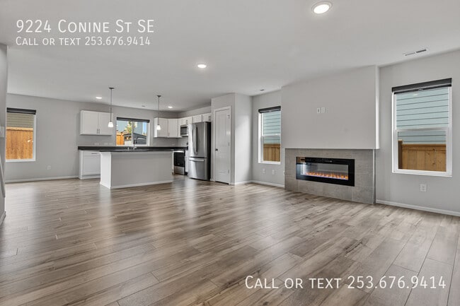 Photo - 9224 Conine St SE