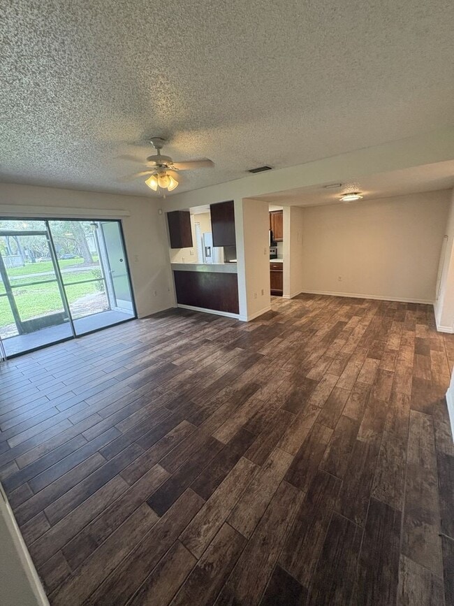 Photo - 184 Riverbend Dr Unit 101