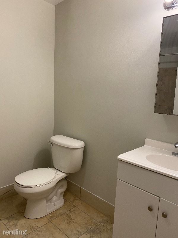 Photo - 20-4 N Wabash Ave