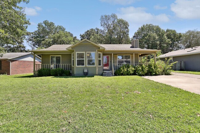 1634 N Salem Rd