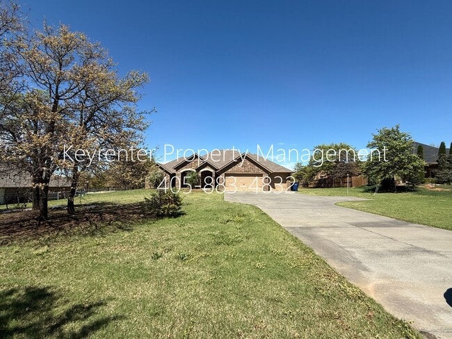 Photo - Beautiful Upscale 3BD/3BTH + Office Home on Over an Acre in Choctaw
