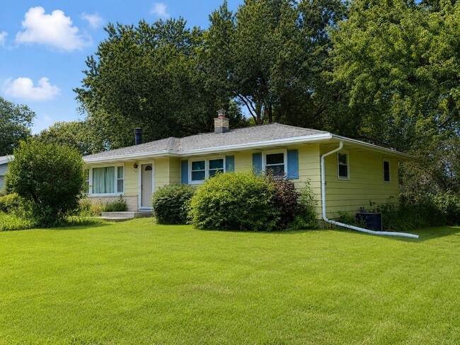 Photo - 6504 Schneider Pl