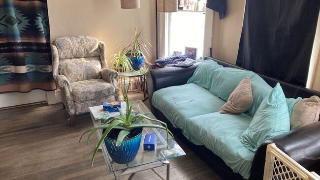 Photo - 834 S 3rd Ave Unit Upper