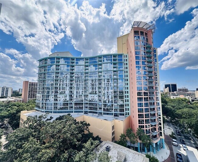 Building Photo - 322 E Central Blvd Unit 2013 Rental