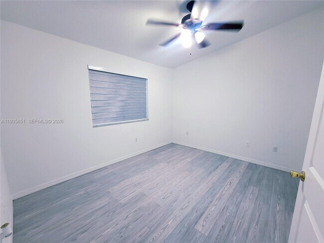 Photo - 1240 SE 31st Ct Unit 202-32